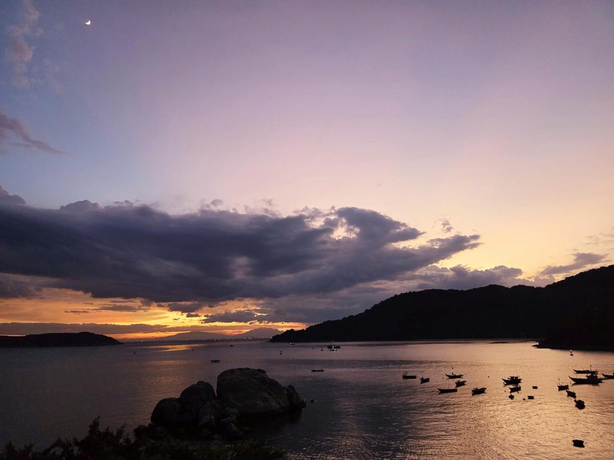 The Coral Homestay & Pub Tân Hiệ エクステリア 写真