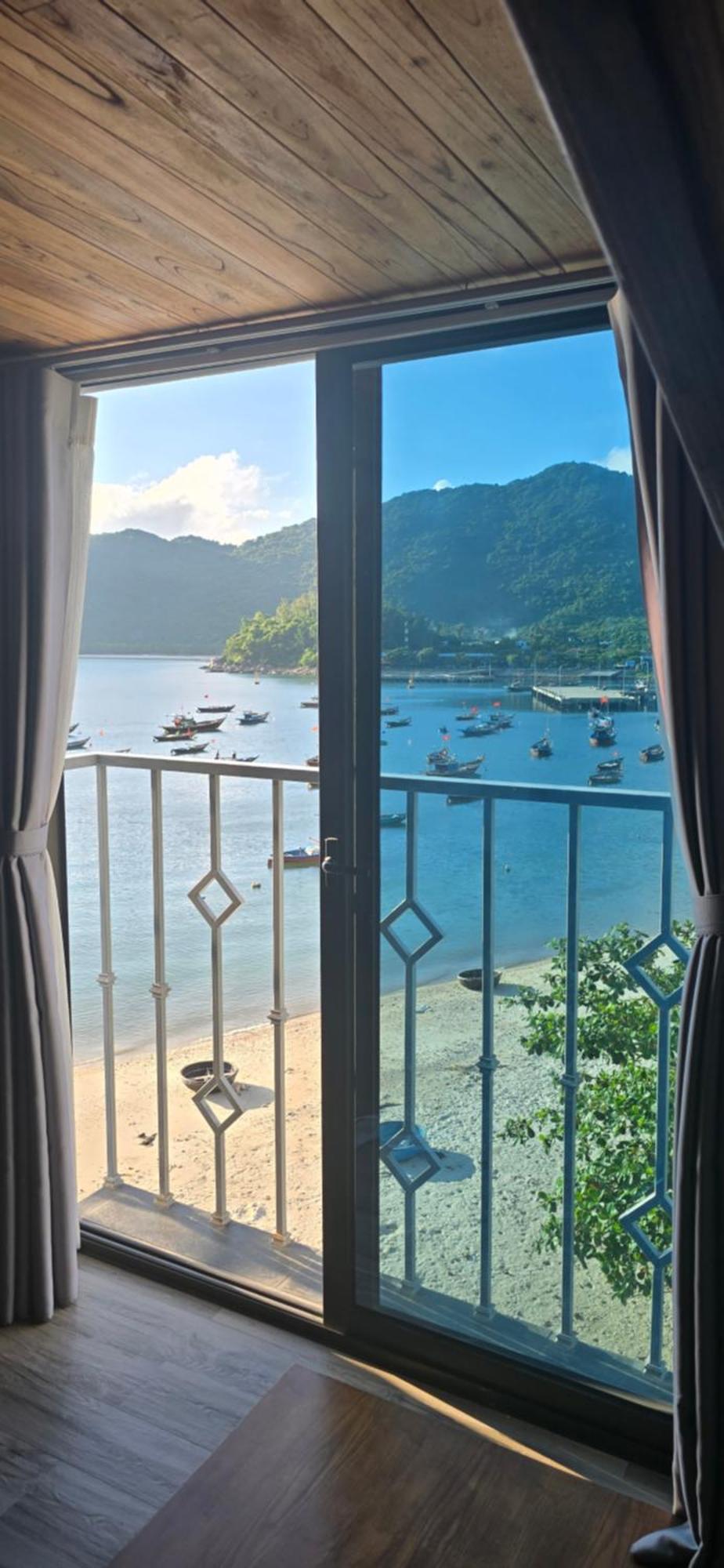 The Coral Homestay & Pub Tân Hiệ エクステリア 写真